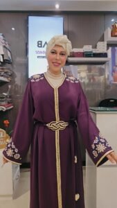 Caftan violet brodé
