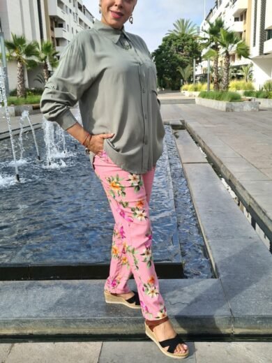pantalon en lin imprimé floral rose femme