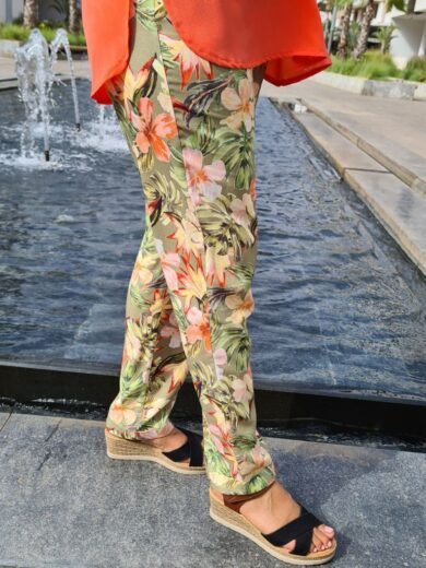 Pantalon hawaï vert en lin imprimé floral