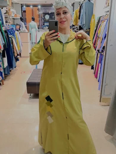 jelaba brodée carreaux vert en crêpe de soie