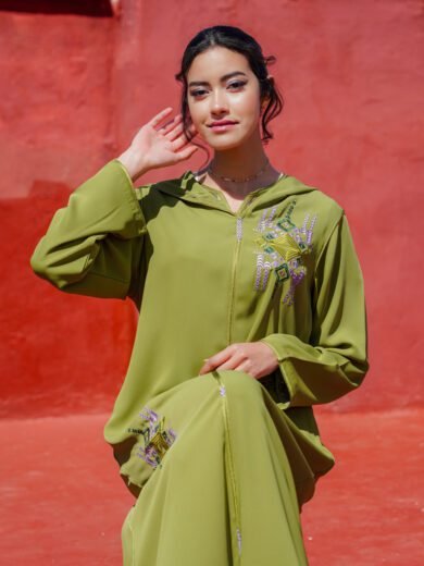 Jelaba caf brodé en crêpe de soie et berchmane