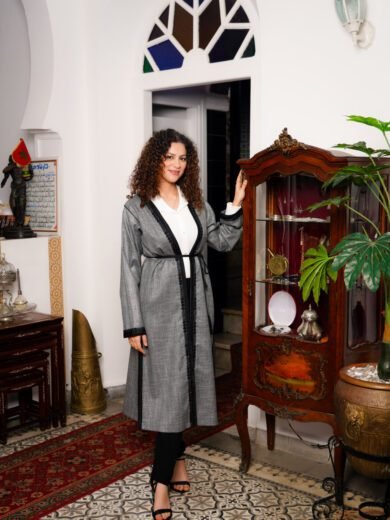 Kimono pour femme en Zwaak Maâlem - broderie artisanale